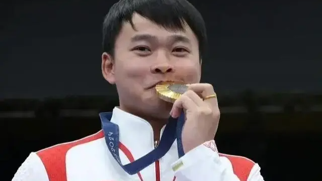 奥运冠军也是普通人,卸下光环,他们和你我一样会emo 奥运冠军也是普通人,卸下光环,他们和你我一样会emo